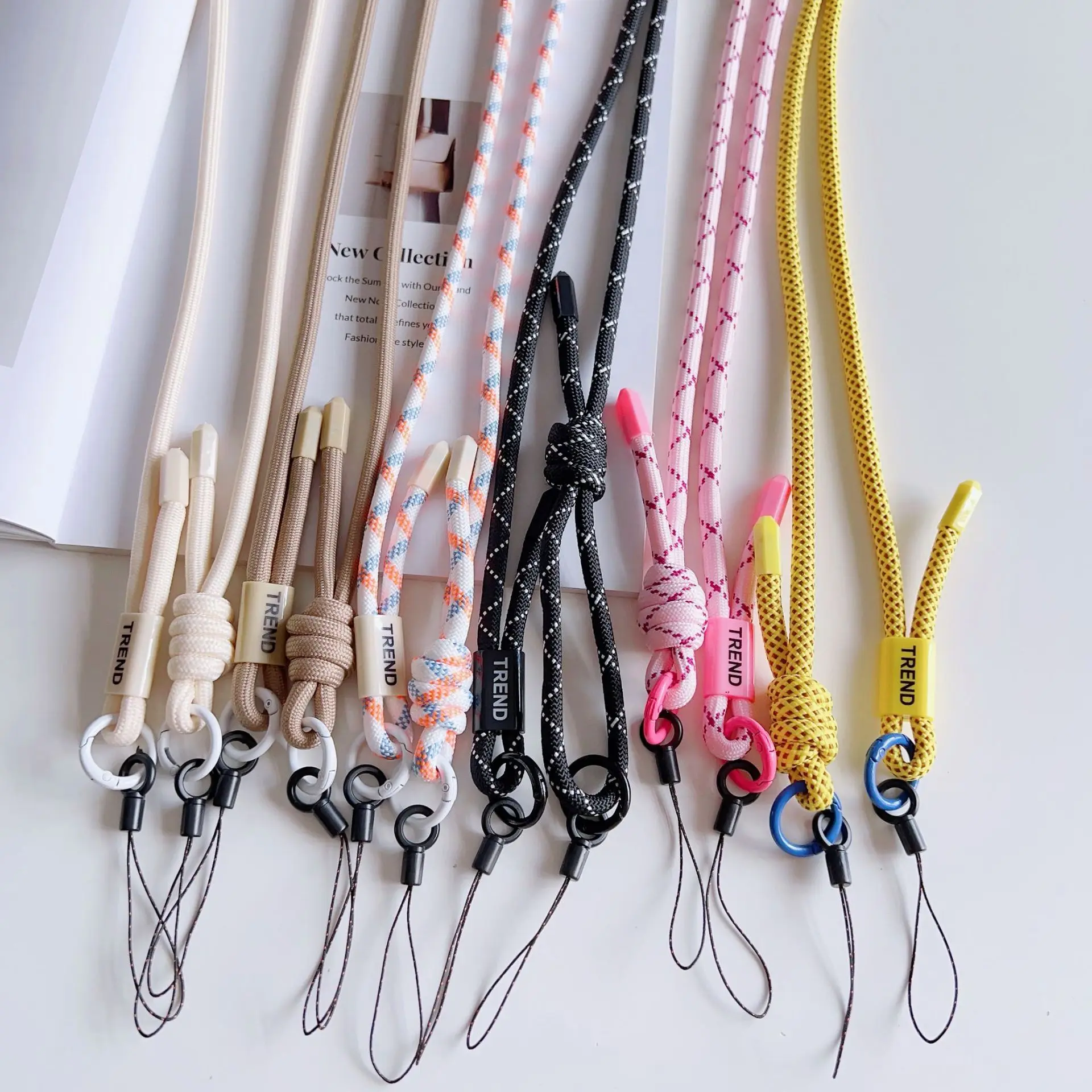 Verstelbare Universele Telefoo - Crossbody Lanyard Neck Strap Case recensie en prijs